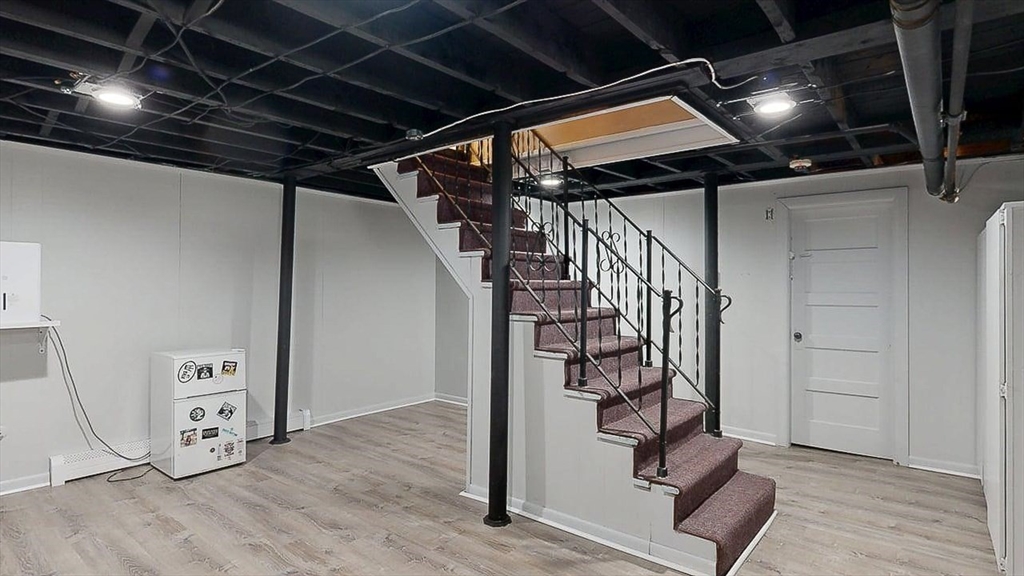 6 Zenith Dr