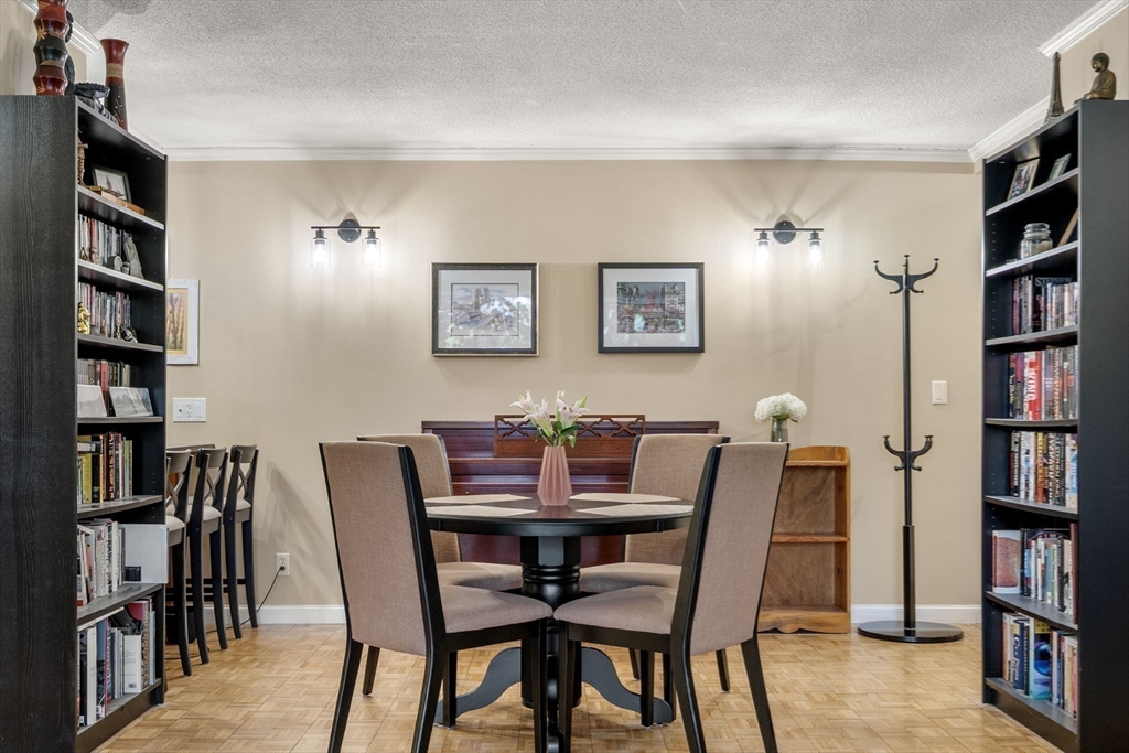 33 Pond Ave # 419