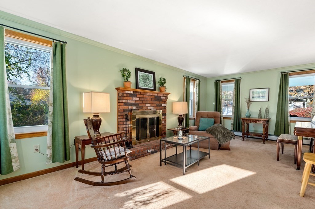 330 Pelham Rd