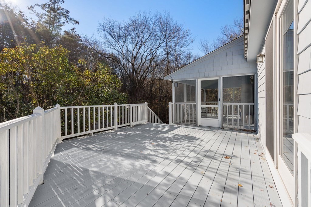 330 Pelham Rd