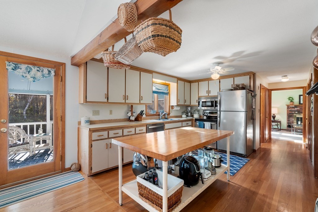 330 Pelham Rd