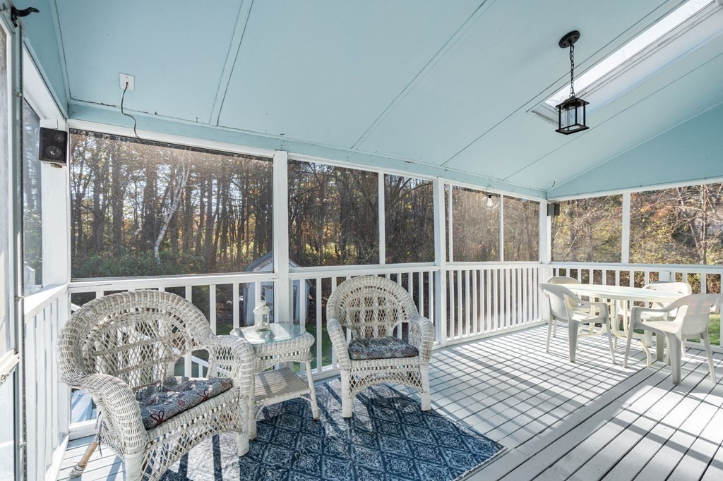 330 Pelham Rd