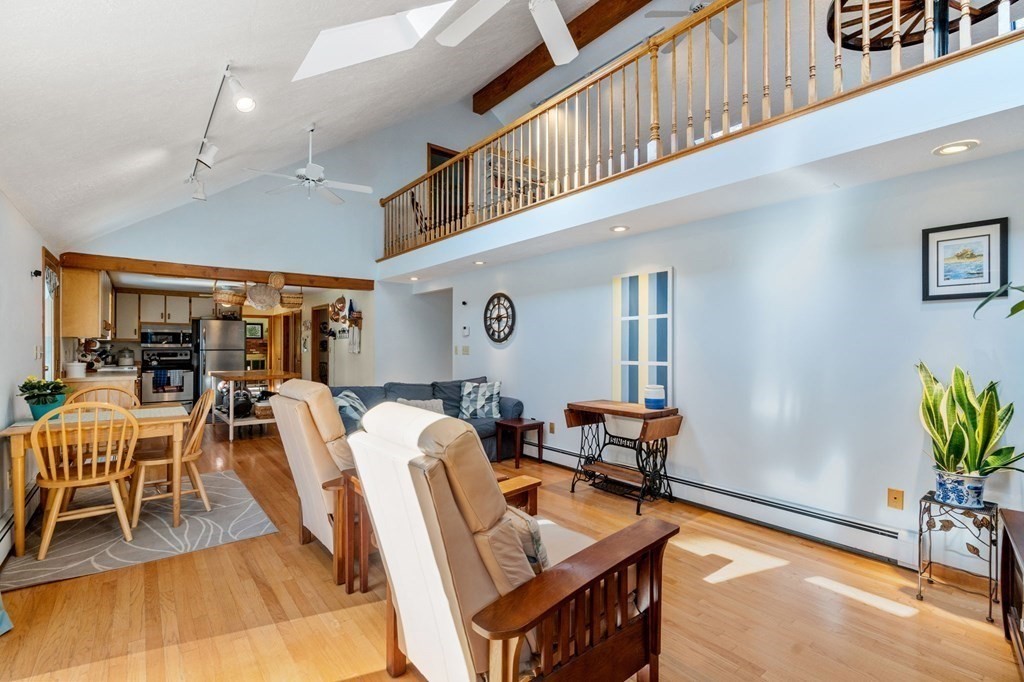 330 Pelham Rd