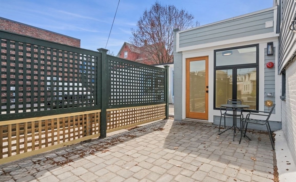 202 Elm St. North # 3