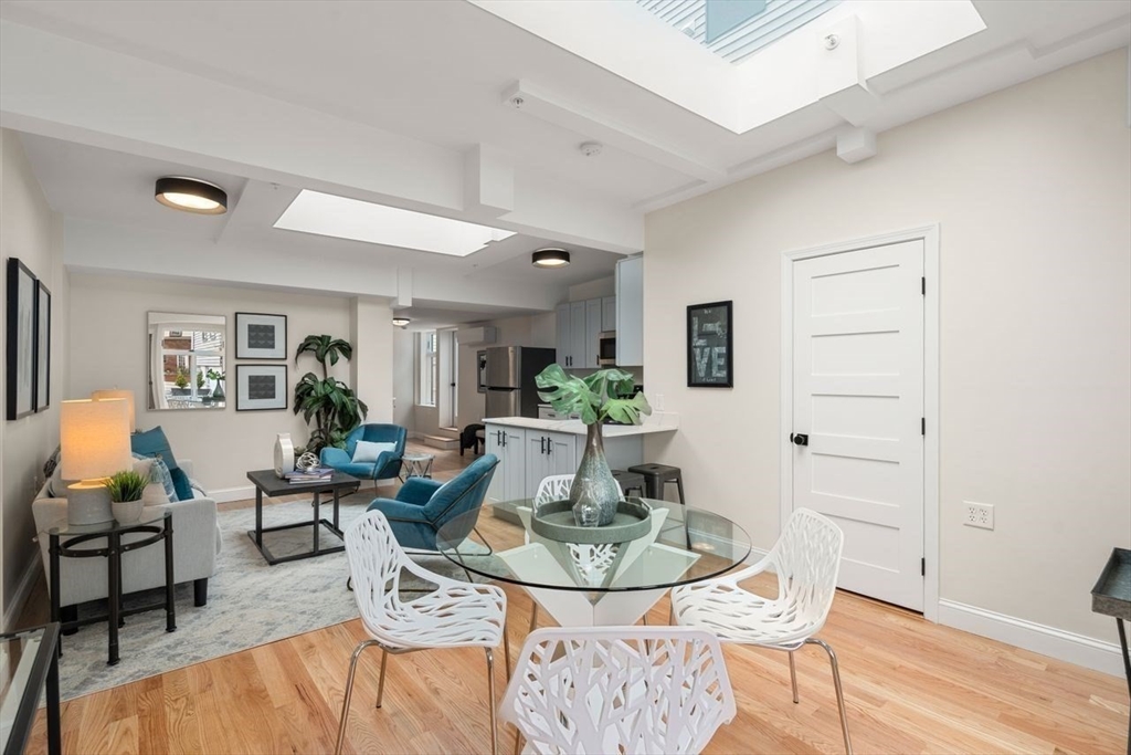 202 Elm St. North # 3