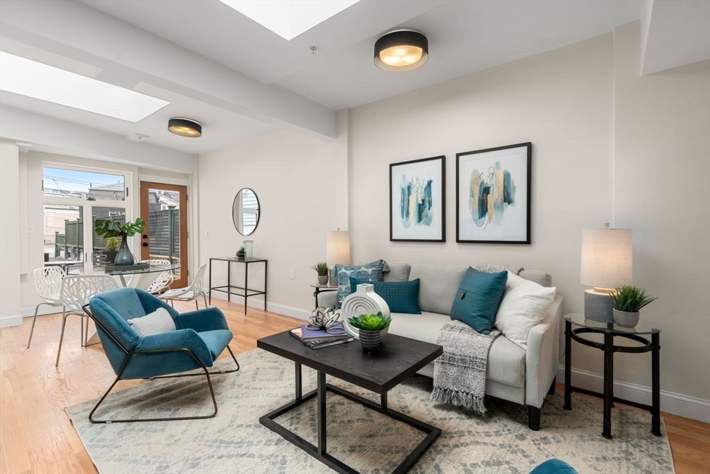 202 Elm St. North # 3