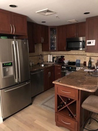 197 8th St Unit: PH03