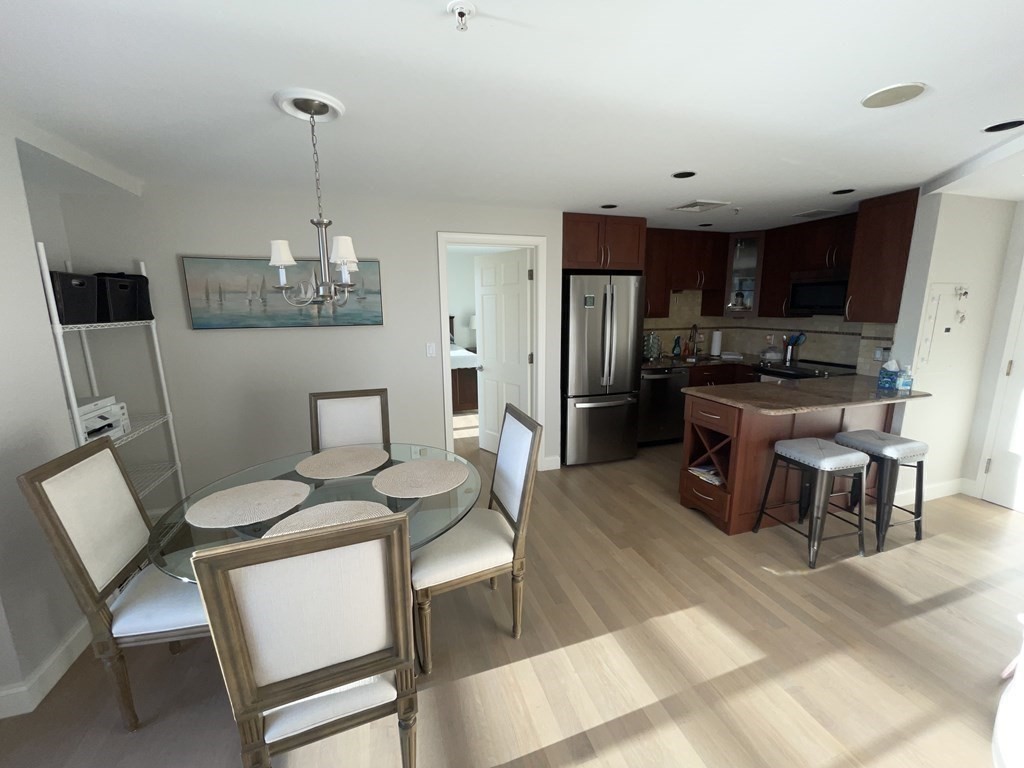 197 8th St Unit: PH03