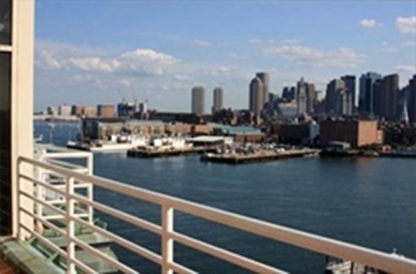 197 8th St Unit: PH03