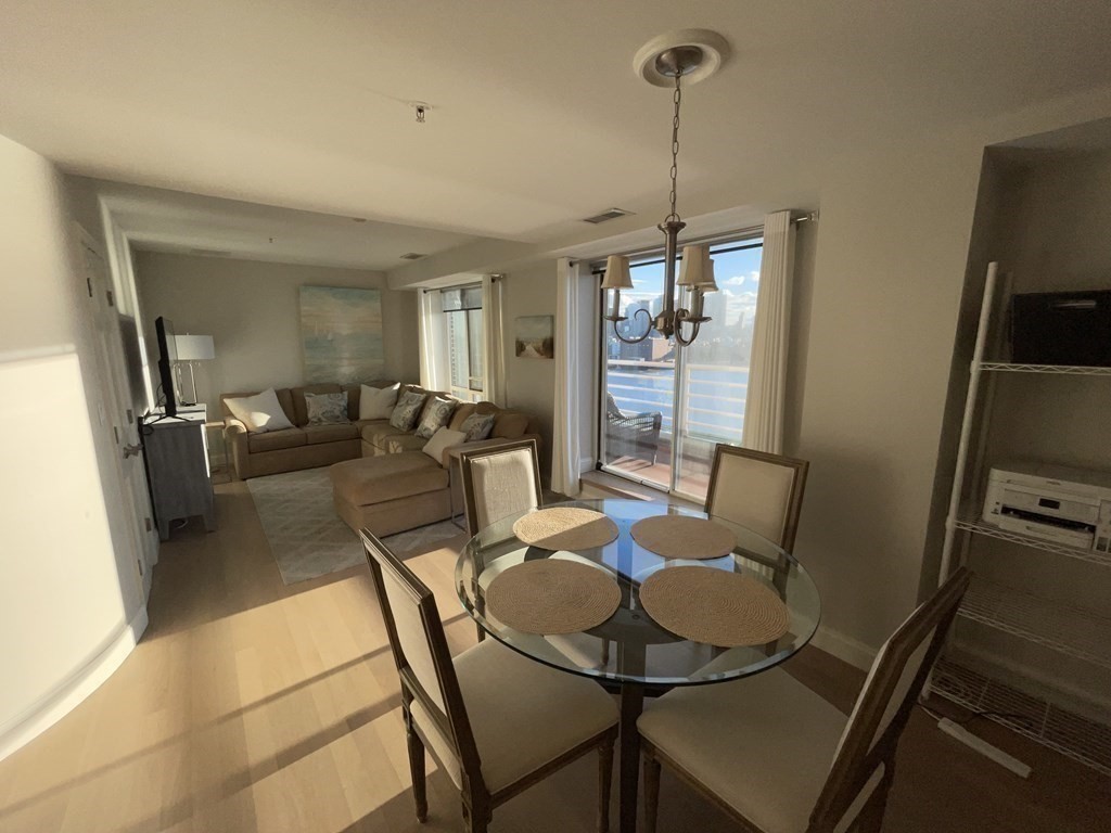 197 8th St Unit: PH03