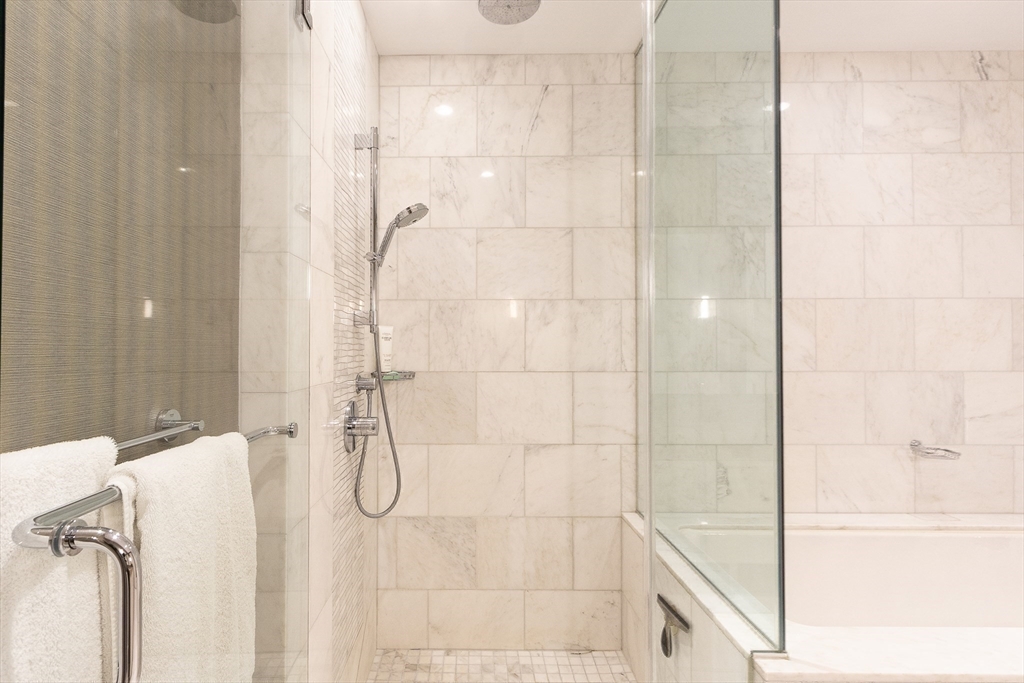 1 Franklin Street # 3510