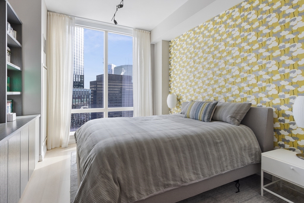 1 Franklin Street # 3510