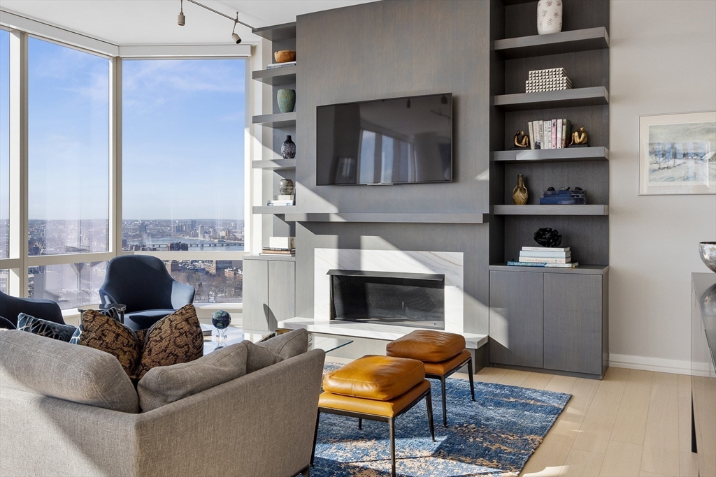 1 Franklin Street # 3510