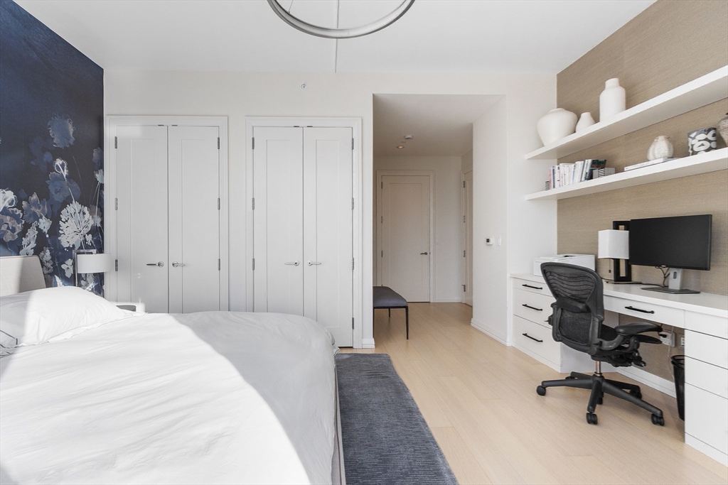 1 Franklin Street # 3510