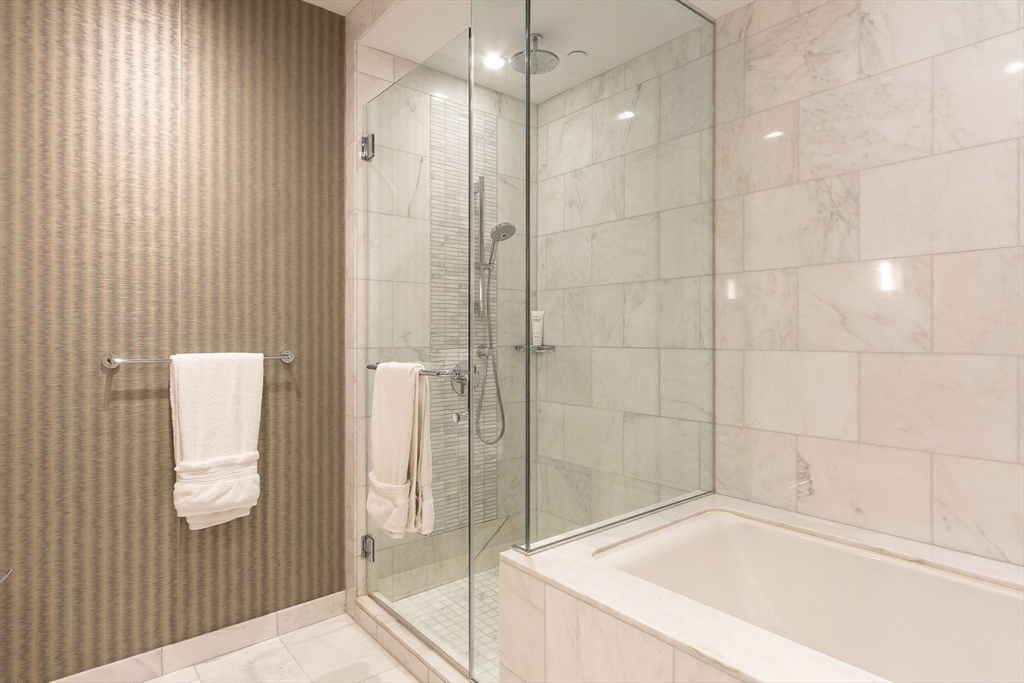 1 Franklin Street # 3510