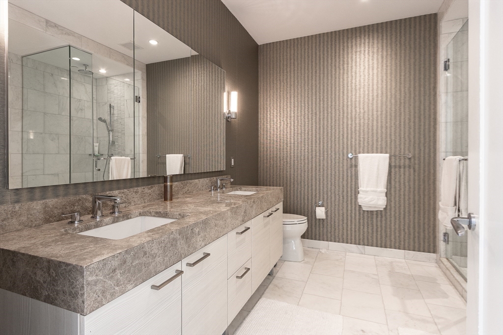 1 Franklin Street # 3510