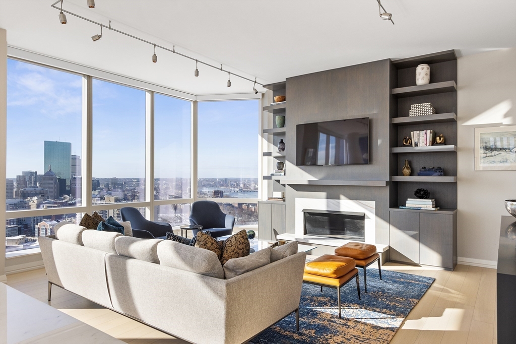 1 Franklin Street # 3510