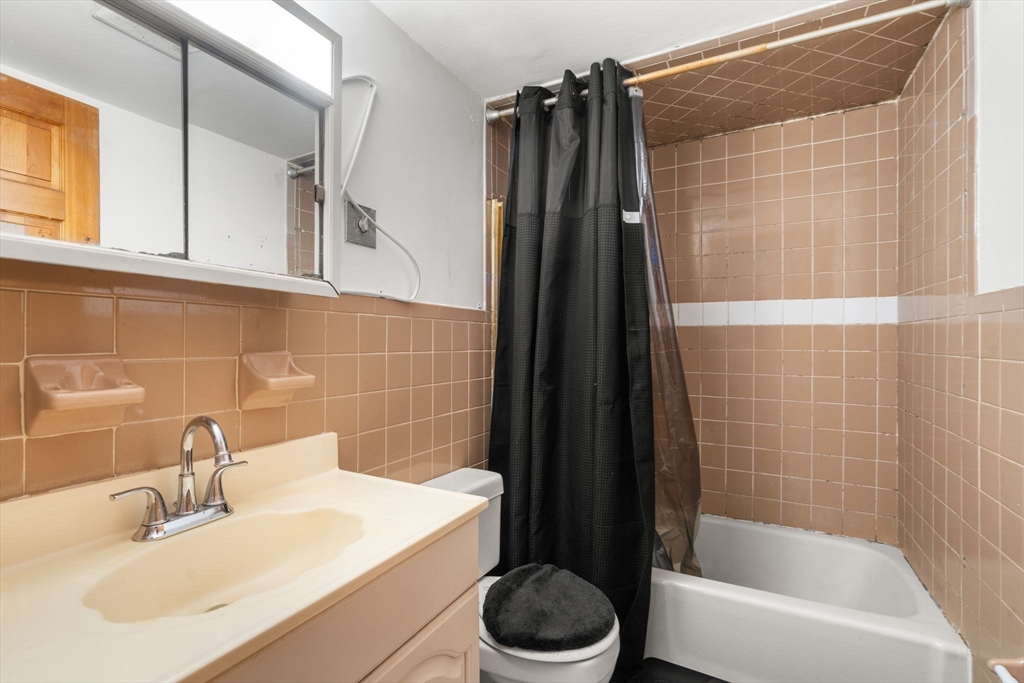 32 Saint Marks Rd. # 1