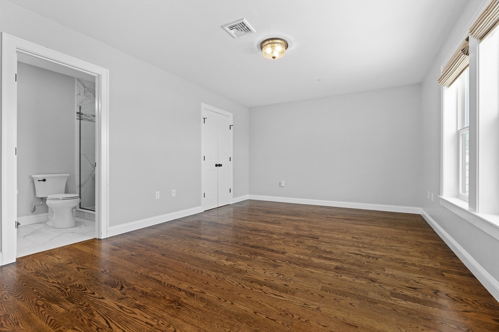 223 Saratoga Street Unit: PH1