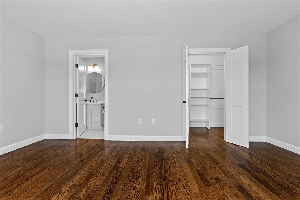 223 Saratoga Street Unit: PH1