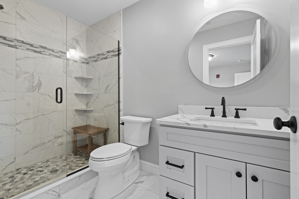 223 Saratoga Street Unit: PH1