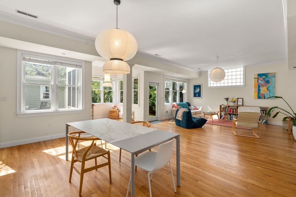 35R Lexington Ave # 1