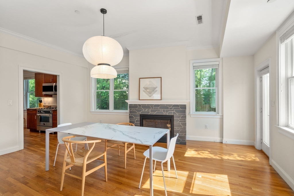35R Lexington Ave # 1