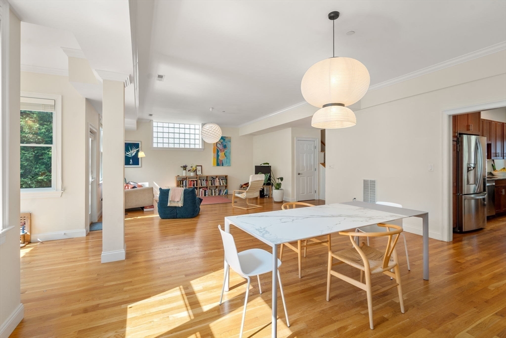 35R Lexington Ave # 1