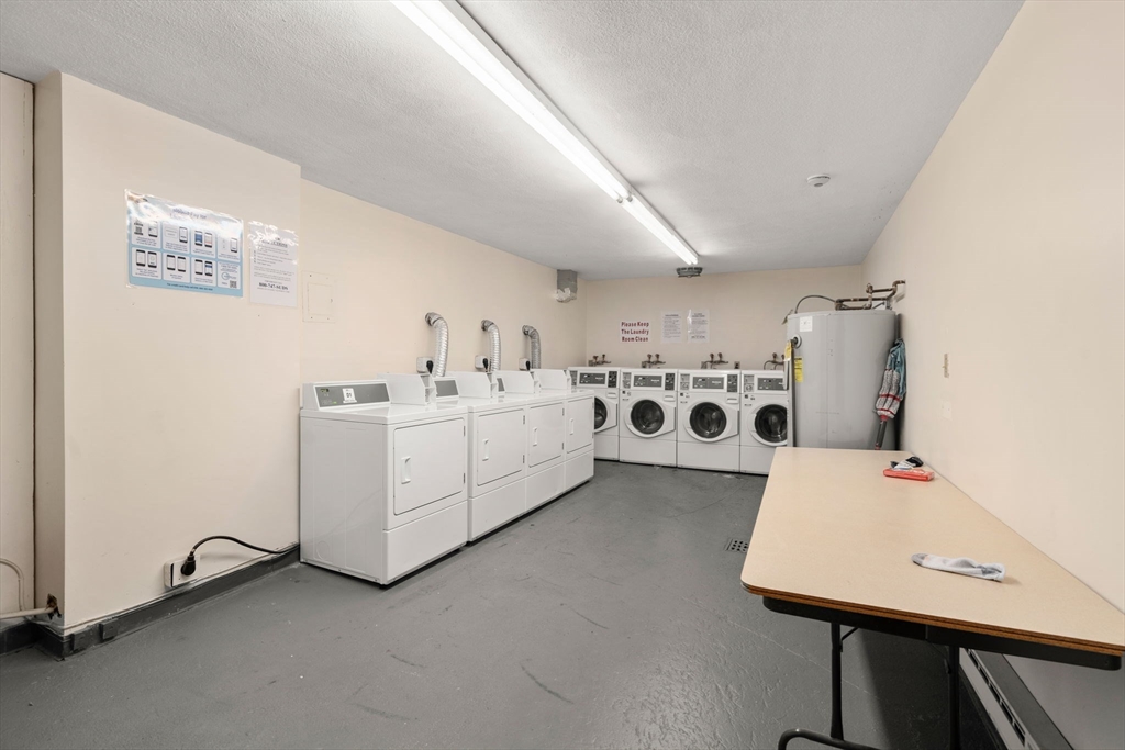 386 Commercial Street # 4E