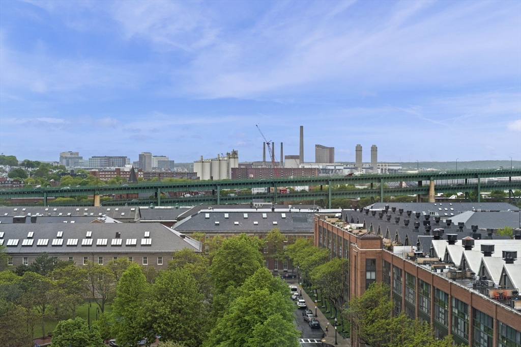 197 8th St Unit: PH215