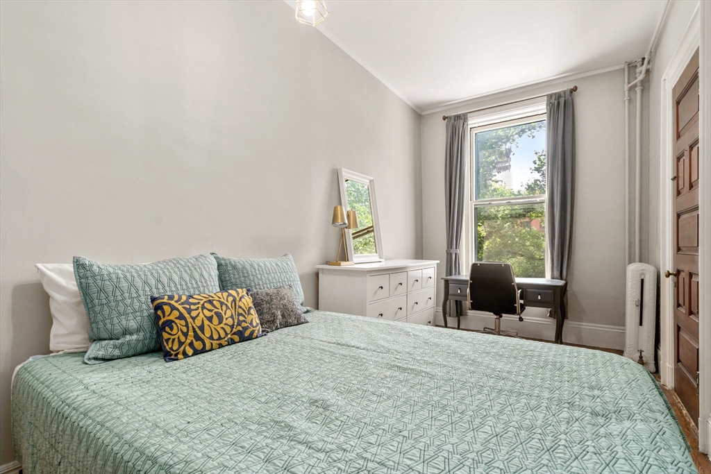 377 Commonwealth Ave # 31