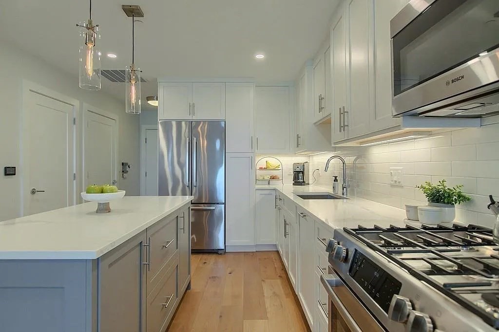 250 Meridian St # 505