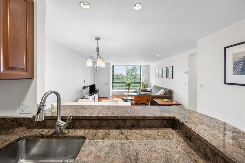 42 8th St # 1525