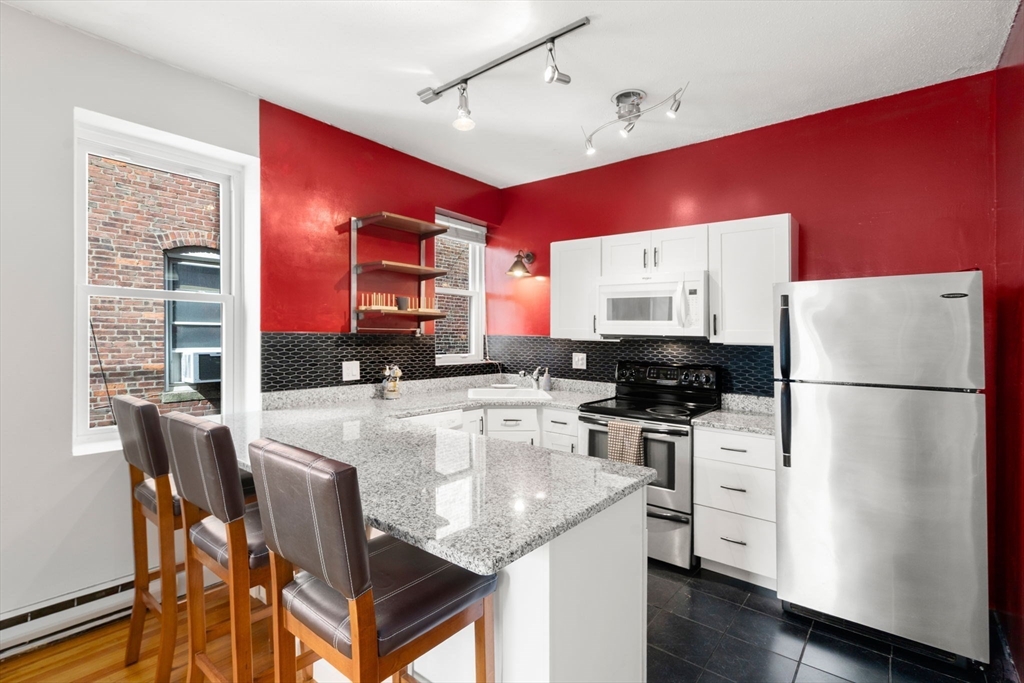 159 Cottage St. # 6