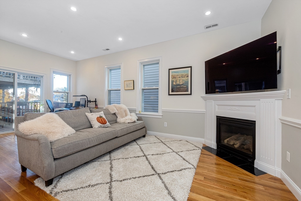 357 W Fourth St. # 2