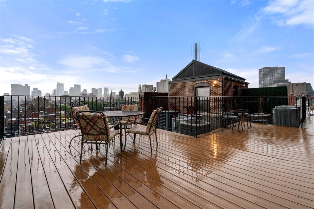 199 Marlborough # 303