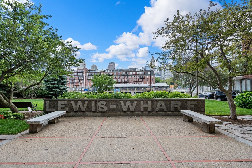 28 Atlantic Ave # 627 Unit: 527-627