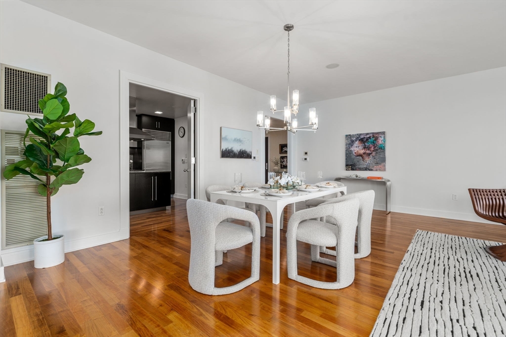 500 Atlantic Ave # 18P