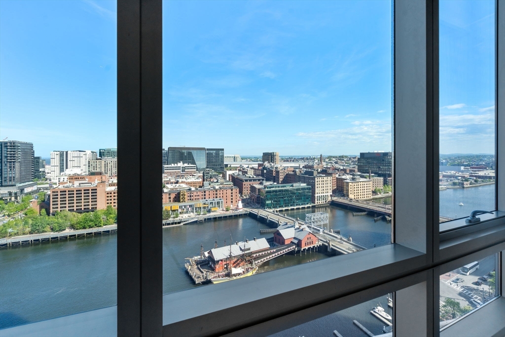 500 Atlantic Ave # 18P