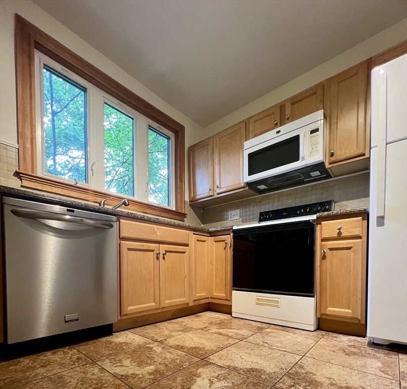 111 Russett Rd # 2
