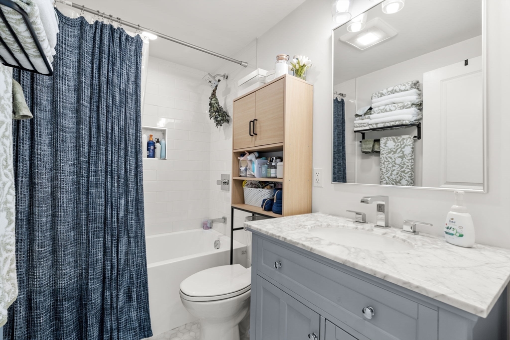 331 Chelsea St. # 1A