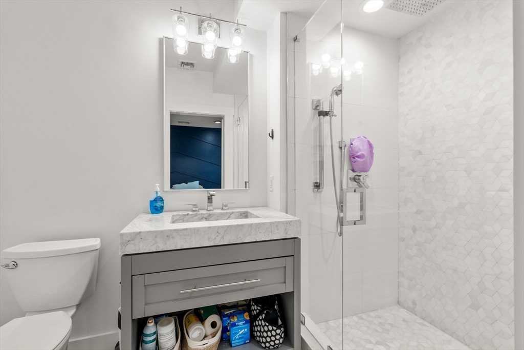 331 Chelsea St. # 1A