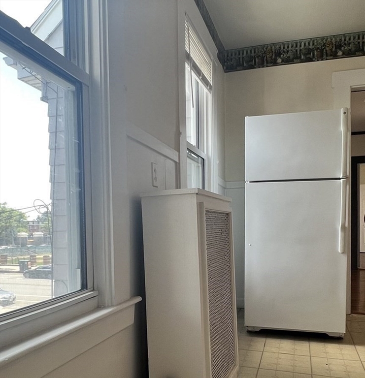 543 Broadway # 2F