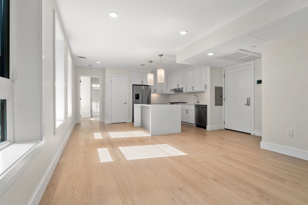 301 Border St. # 303A