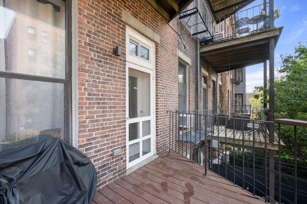 88 Worcester Streer # 3