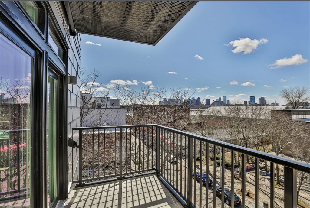 301 Border St. # 507A