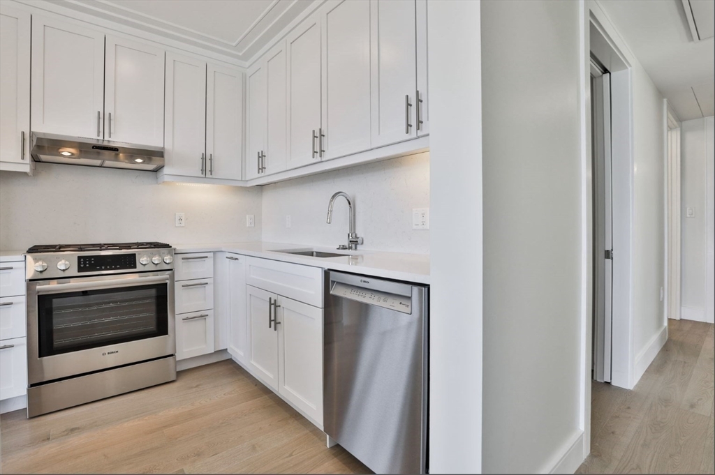 301 Border St. # 507A