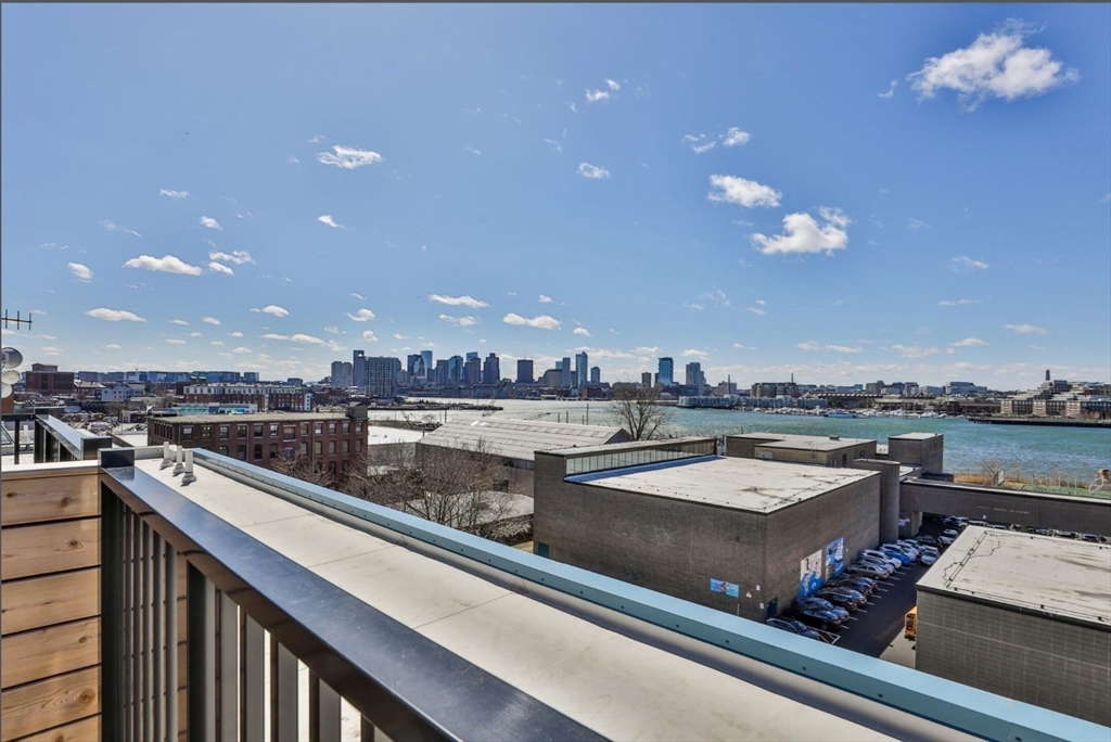 301 Border St. # 507A