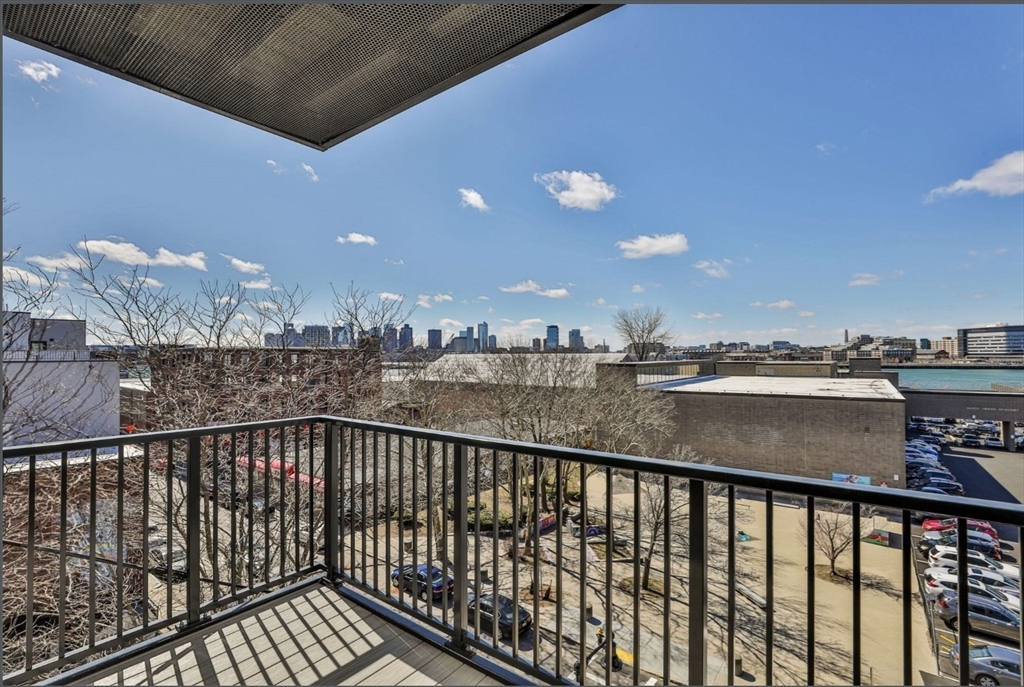 301 Border St. # 507A