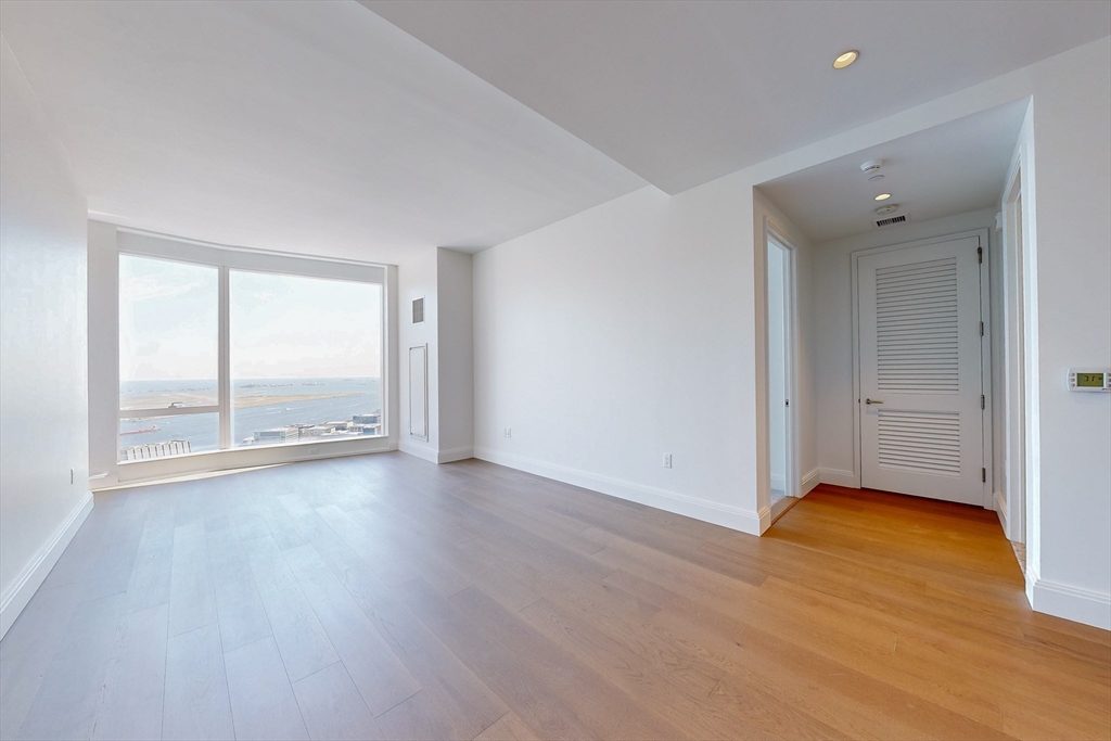 240 Devonshire Street # 5609